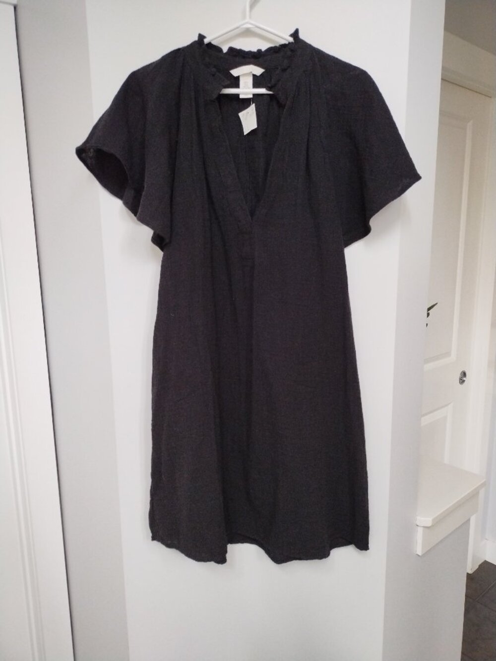 H&M mini brand new dress with bat sleeves